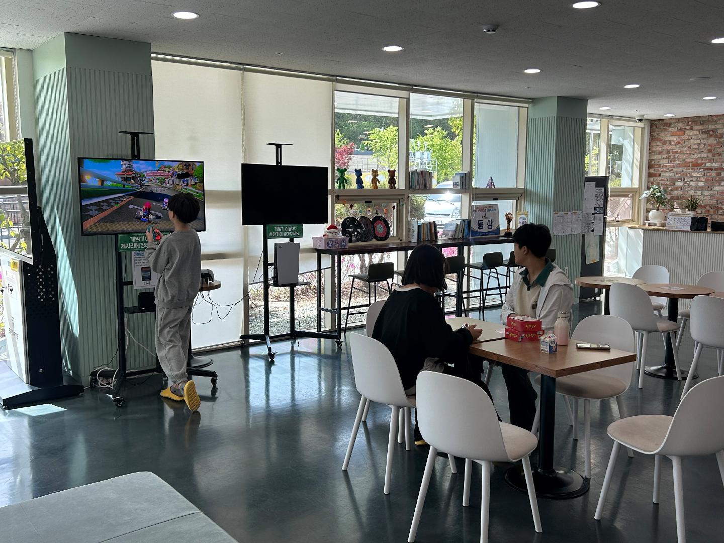 250508_오늘은서청문가는날 혜성학교 (1).jpg